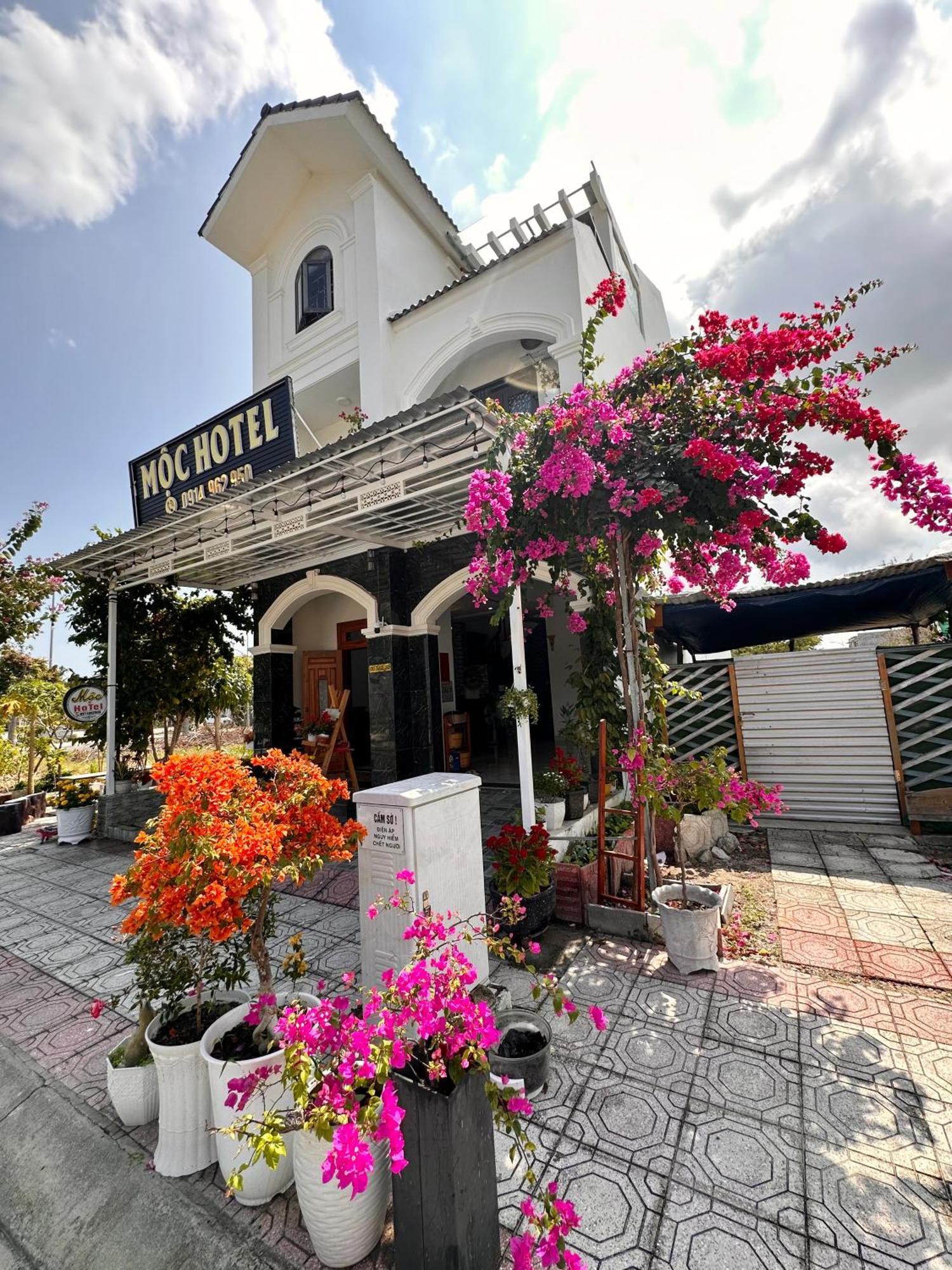Moc Homestay- Near Bai Dai Beach Cam Lam Luaran gambar